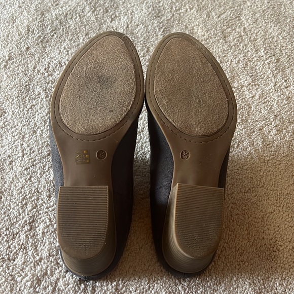 Gray Suede Boots - Picture 5 of 9